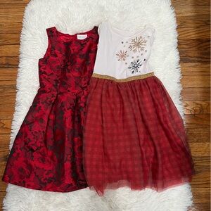 Holidays girl set of two dresses size 8